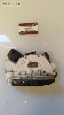 5K4839016R Jetta 2012 sağ arka kapı kilidi