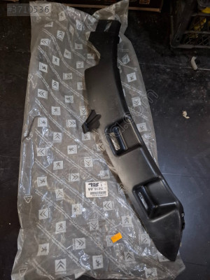 Citreon C3 ön tampon braket sol 7416A6 7416.A6