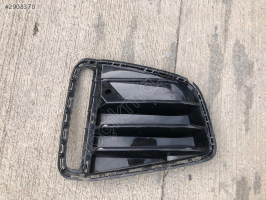 BMW 4 SERİ G26 M ÖN TAMPON SAĞ SİS FARI ÇERÇEVESİ 51118078618