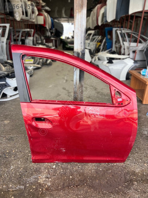 2018 2022 Dacia Duster çıkma ön sağ kapı