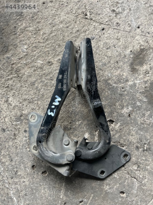 RENAULT MEGAN 3 KAPUT MENTEŞESİ