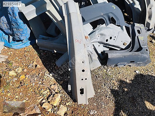 Renault Megane 2 sağ Marşpiyel orta direk orijinal