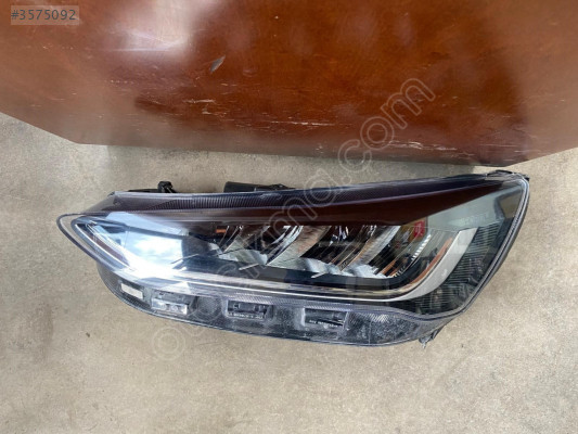 MİRİM OTODAN FORD FOCUS 4.5 SOL FAR