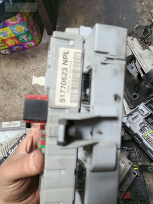 51770623 NPL Fiat Doblo 2 1.3 Multijet Sigorta Kutusu/Body Beyni