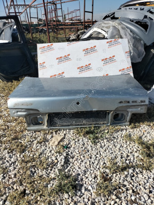 Proton 415 çıkma bagaj kapağı