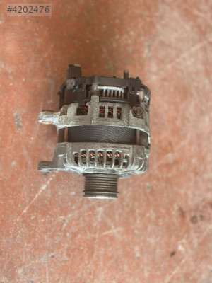 MERCEDES W 213 1.5 EDBLUE ÇIKMA ŞARJ DİNAMOSU