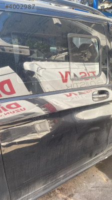 MERCEDES VİTO SAĞ SÜRGÜLÜ KAPI GÜÇMANLAR BURSA