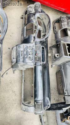 Opel corsa b çıkma orjinal ön göğüs