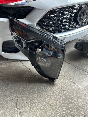 Yeni ford cruier sağ far
