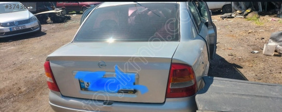 Opel Astra g arka cam