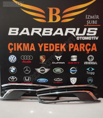 VOLKSWAGEN PASSAT B7 SAĞ SOL SİS FAR KAPAĞI 3AA853666-3AA853665