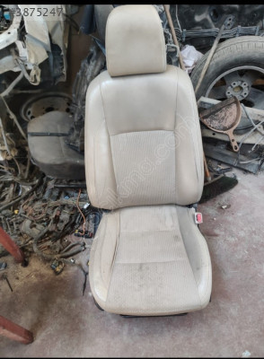 TOYOTA COROLLA  SÜRÜCÜ VE YOLCU KOLTUKLARI