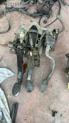 2010 FİAT DOBLO ÇIKMA ORJİNAL 1.4 BENZİNLİ FREN PEDALI