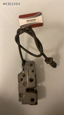 5K1823509 vw golf 6 jetta motor kaput kilidi