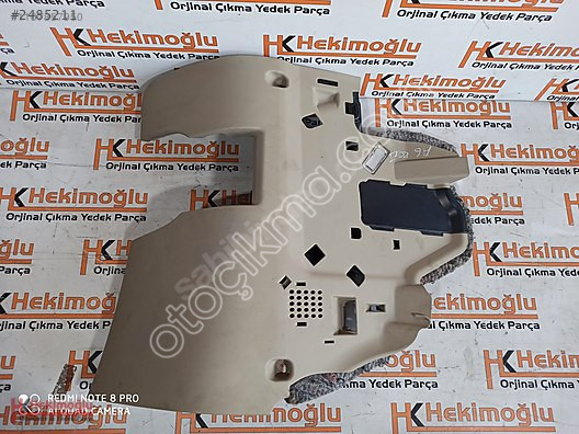 AUDİ A6 50-11 GÖĞÜS ALT PLASTİĞİ DİREKSİYON TARAFI