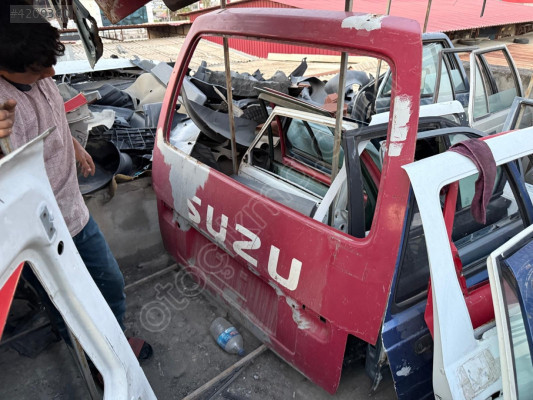 ISUZU WFR BAGAJ KAPAĞI ORJİNAL ÇIKMA TEMİZ ÜRÜN