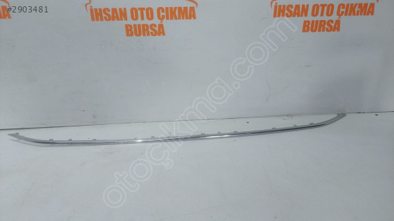 Vw Passat Ön Tampon Orta Kromu Çıkma Orjinal 2015- 3G0853551