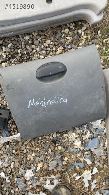 Mahindra Torpido kapağı