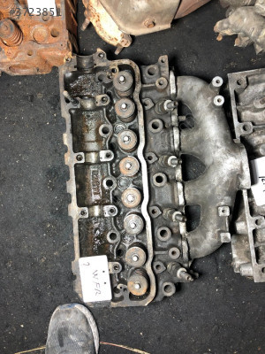 Isuzu WFR Pikap Motor Silindir Kapağı