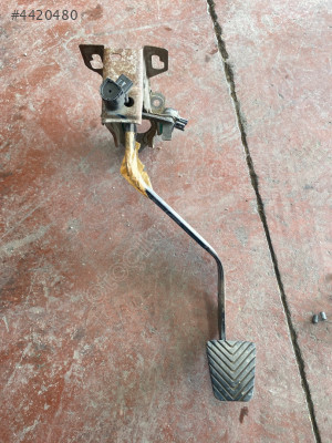 2017 MİTSUBİSHİ L200 DEBRİYAJ PEDALI