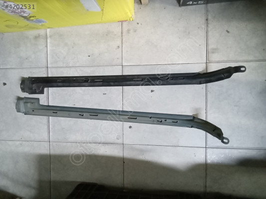 Renault Kangoo II Sürgülü kapı kaplaması (pervaz) 8200440897C 820