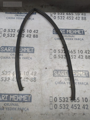 ÇIKMA PEUGEOT PARTNER BERLİNGO BAGAJ KAPAĞI ALT FİTİLİ