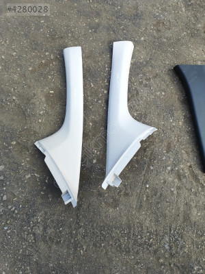 CİTROEN BERLİNGO ÖN CAM DİREK BAKALİTİ OTO FEDAİ