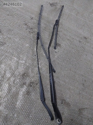 FORD TRANSİT CUSTOM 2023 ÇIKMA ORİJİNAL SİLECEK KOLLARI