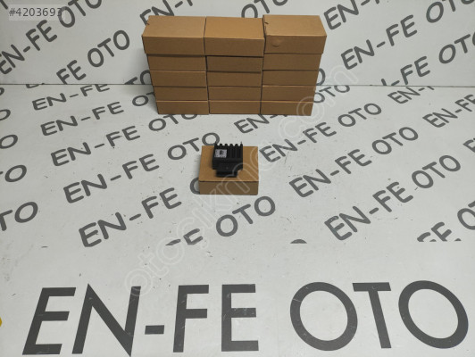 SUPERB OCTAVİA YAKIT POMPASI KONTROL ÜNİTE BEYNİ 3Q0906121B