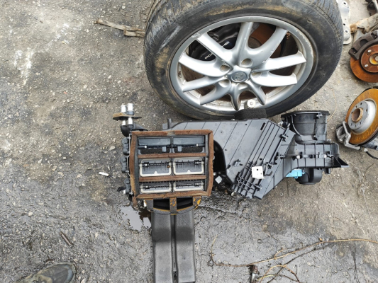 PORSCHE CAYENNE KALORİFER KUTUSU OTO FEDAİ