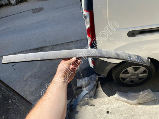 E39 5 SERİSİ SOL ARKA TAMPON ÇITASI BMW ORJİNAL ÇIKMA PARÇA