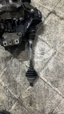 1.2 tsı Vw grubu golf  sol aks çıkma