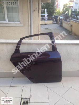 AUDİ A3 SAĞ ARKA KAPI