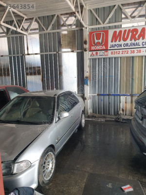 Honda civic hurda belgeli parça parça satılık.