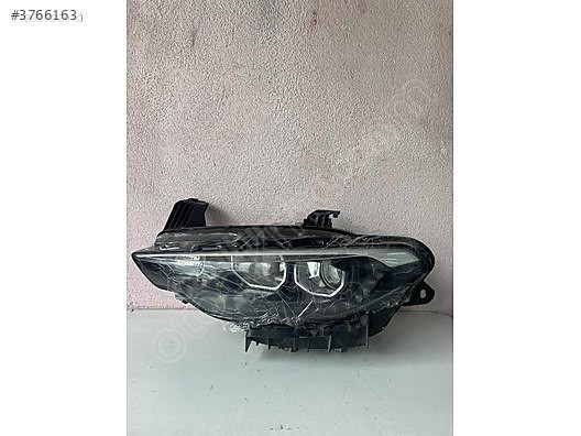 Fiat Egea beyaz kaş orijinal çıkma sol ön far hatasız