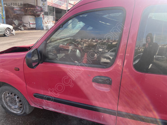 Renault Kango sol ön kapı