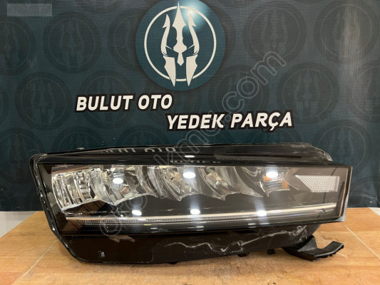 SKODA OCTAVİA FUL LED SAĞ ÖN FAR 2021-2023 ORJİNAL ÇIKMA