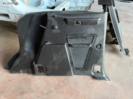 2023 Fort Courier iç Trim Parçaları