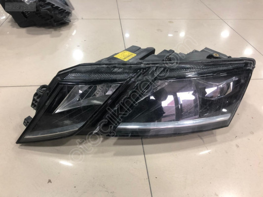 SKODA OCTAVİA 2018-21 XENON SOL FAR 5E1941015D