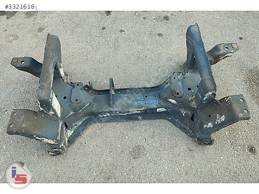Vw Transporter T4 Ön Travers Çıkma Yedek Parça