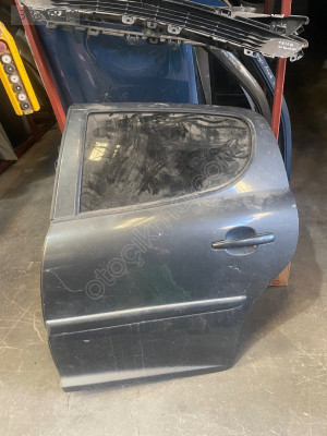 Peugeot 207 sol arka kapı