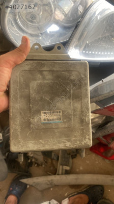 MİTSUBİSHİ CARİSMA 1.8 MOTOR BEYNİ MD351866