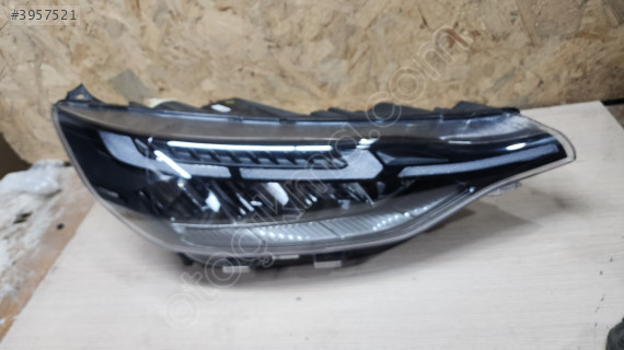 Ford Custom sağ far çıkma orjinal