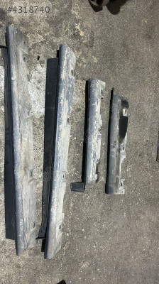 2015 FORD COURİER 1.5 DİZEL YAN MARŞPİYEL PLASTİKLERİ ADET