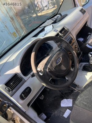 2004 Ford Connect çıkma direksiyon simidi