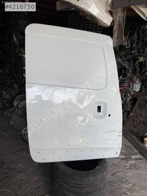 Dacia dakker sağ orta kapı