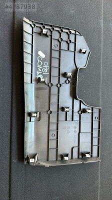 2022 OPEL COMBO DİZLİK