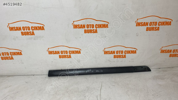 Renault Megane iki sol ön kapı bandı