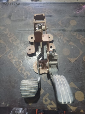 RENAULT MEGANE PEDAL TAKIMI