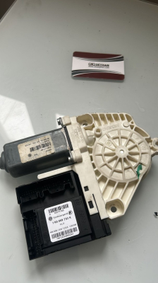 1K0959793K 1K0959701N golf 5 sol ön kapı cam motoru